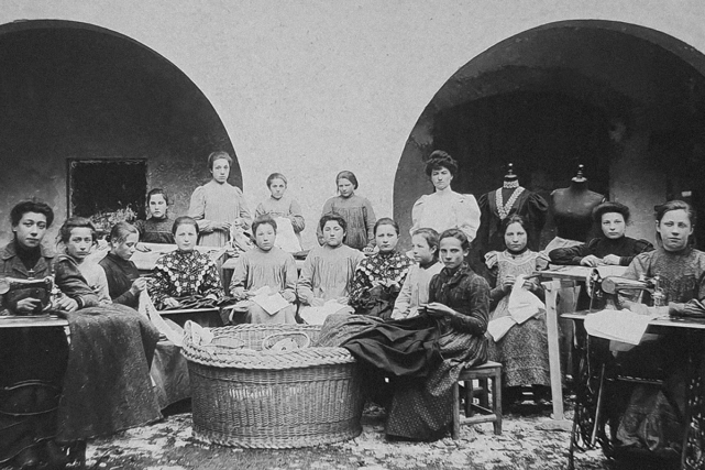 CLASSE SCUOLA ARTI E MESTIERI